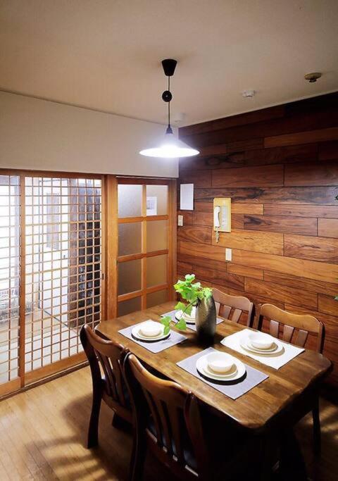 Osaka Misaki Traditional Japanese House 2-6 Ppl Near Station Exterior photo